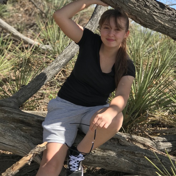 Meet your Posher, Christina - Picture 12 of 12